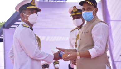 Uttarakhand Residence Coast Guard Commander Anand Prakash Badola received Medal