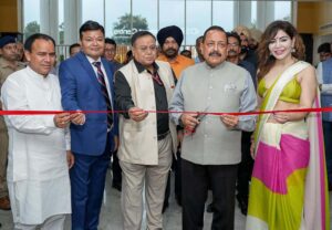 GraphicEra, AIExcellenceCenter, IOSDevelopment, ArtificialIntelligence, DehradunNews, TechnologyIndia, Apple, Infosys, NVIDIA, EducationInnovation, SkillDevelopment, DigitalIndia