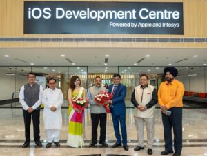 GraphicEra, AIExcellenceCenter, IOSDevelopment, ArtificialIntelligence, DehradunNews, TechnologyIndia, Apple, Infosys, NVIDIA, EducationInnovation, SkillDevelopment, DigitalIndia