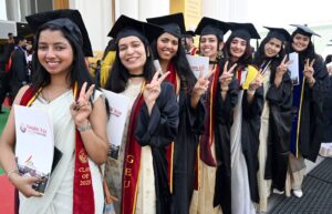 Graphic Era 13th Convocation, Prahlad Joshi Dehradun, Dr Kamal Ghanshala, Graphic Era Placement Package, Graphic Era University Ranking, Dehradun News Hindi, ग्राफिक एरा दीक्षांत समारोह